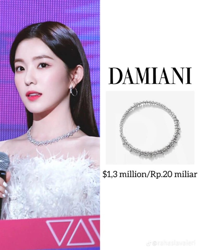 As an MC at an event, many are fascinated by the beauty and charm of Irene Red Velvet who wears a Damiani necklace worth around IDR 20 billion/ Photo: kbizoom.com