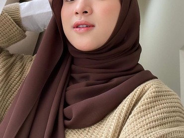 img-title Buka Suara usai Diteriaki Pelakor Saat Manggung, Nissa Sabyan: Risiko