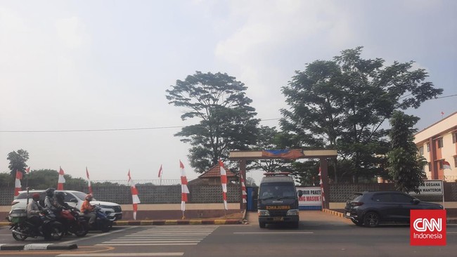 Kasat Reskrim Polres Bogor AKP Yohanes Redhoi mengatakan para saksi yang melihat peristiwa dugaan tertembaknya Bripda Ignatius hadir dalam rekonstruksi.