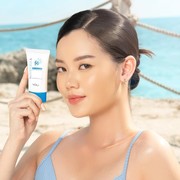 Upgrade Formula Khusus Kulit Berminyak, YOU Luncurkan Sunscreen Sunbrella Triple UV Elixir