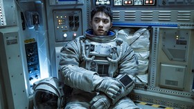 Sutradara Puji Akting D.O. EXO dalam The Moon