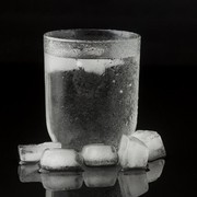 Ice Hack Diet, Cara Diet Baru dengan Konsumsi Es Batu. Amankah Dilakukan?
