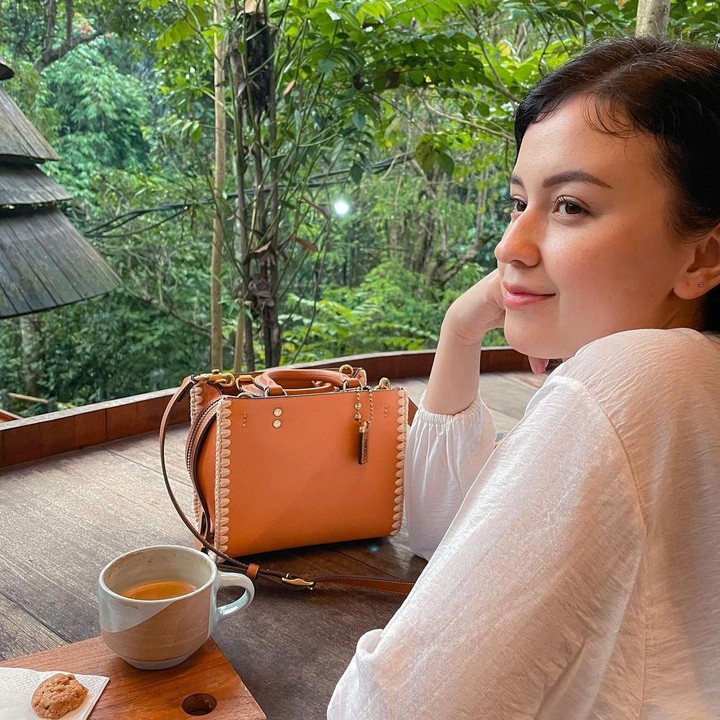 <p>Kimberly Alvionnella Ryder atau yang akrab dikenal sebagai Kimberly Rider menjadi salah satu selebriti Tanah Air yang amat dikenal publik ya, Bunda. (Foto: Instagram @kimbrlyryder)<br /><br /><br /></p>