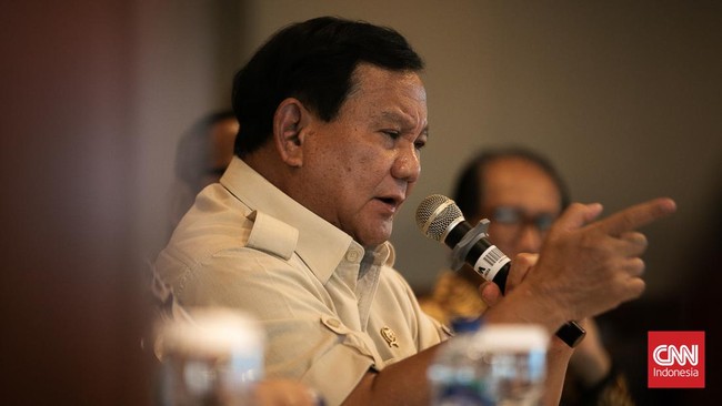 Prabowo tiba bersama Ketua Umum PAN Zulkifli Hasan pada pukul 09.52 WIB di Museum Perumusan Naskah Proklamasi (Munasprok), Jakarta, Minggu (13/8).
