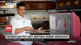 VIDEO: Permintaan Peti Mati Bertema Barbie Meningkat