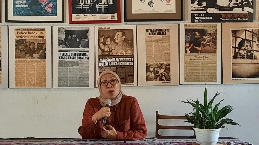 Ratna Sarumpaet