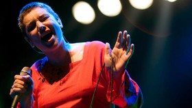 Pewaris Berang Lagu Sinead O'Connor Dipakai Trump untuk Kampanye