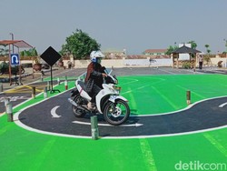 Kapolri Beberkan Alasan Penggantian Ujian Praktik SIM dari Angka 8 Jadi Huruf S