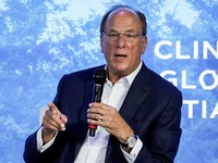 Bos BlackRock Sebut Rajin Menabung Bikin Susah Saat Pensiun, Kenapa? Bos BlackRock Sebut Rajin Menabung Bikin Susah Saat Pensiun, Kenapa?