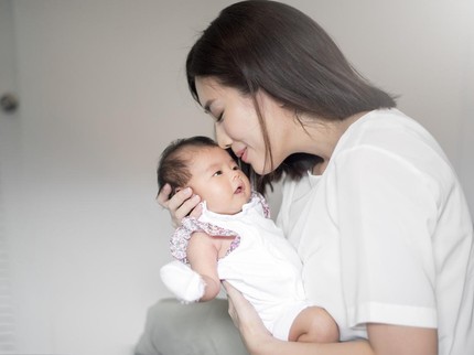 7 Cara Membantu Melegakan Hidung Bayi Baru Lahir yang Tersumbat