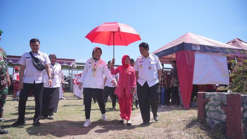 Bupati Klaten, Sri Mulyani, menggelar program Sambang Warga di Desa Menden, Kecamatan Kebonarum, Rabu (9/8).