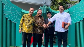 Airlangga, Bahlil, Dito, Jabat Tangan di Istana: Ini Konsolidasi