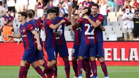 Lawan Madrid, Barcelona Akan Pasang Logo Rolling Stones di Jersey