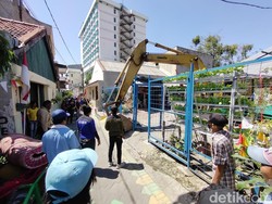 Curhat Warga Dukuh Pakis Surabaya Usai Rumahnya Dieksekusi: Pasrah Saja