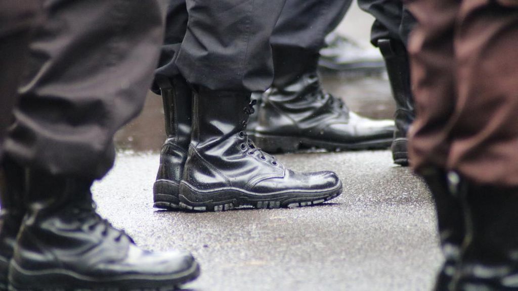 Tabrak Lari di Manado: Polisi Jadi Tersangka, Apa Dampaknya?