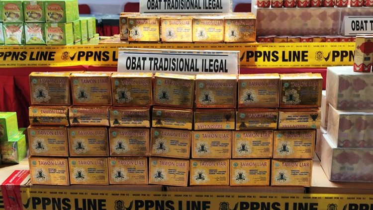 Obat tradisional ilegal
