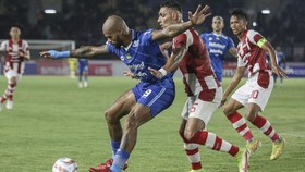 Liga 1 Kembali Digelar: Persib vs Persis, Borneo vs Persija
