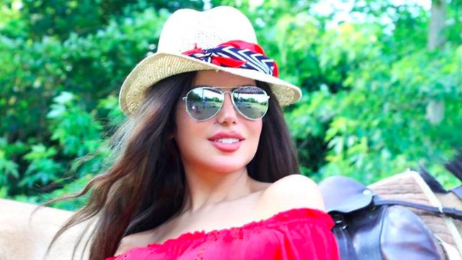 Berikut profil Miss Arab 2007 Halima Boland yang mendadak jadi sorotan usai mengklaim dirinya mendapatkan telepon dari Cristiano Ronaldo