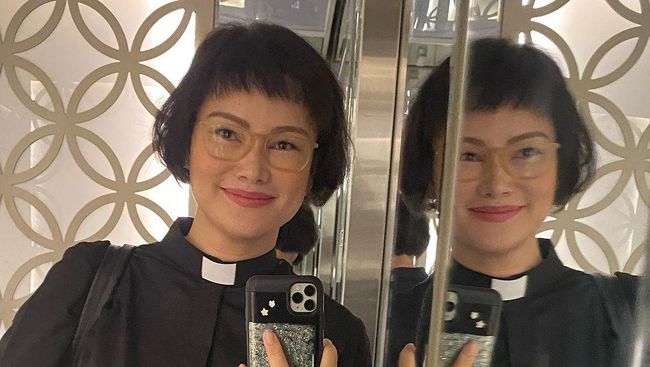 From Model to Priest: Tracy Trinita’s Miraculous Journey