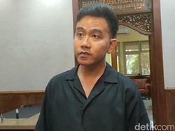 Gibran Ngaku Dicurhati Yenny Wahid Via WhatsApp soal Cawapres Anies