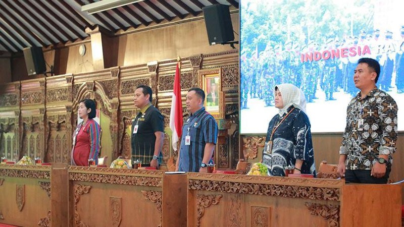 Pemerintah Kabupaten Klaten mengadakan pengambilan sumpah PPPK Tenaga Guru dan Tenaga Teknis Formasi Tahun 2022 bagi 289 orang di Pendopo Pemkab Klaten.