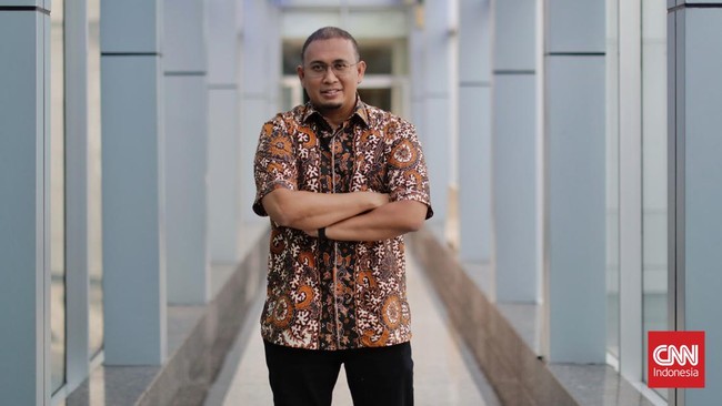 Anggota Dewan Pembina Gerindra Andre Rosiade mengklaim warga Minangkabau yang negatif ke Prabowo merupakan perantau, bukan yang tinggal di Sumbar.