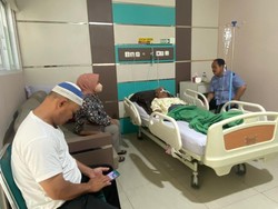 Tiga Hari Bupati Pangandaran Dampingi Penabrak Mobil Dinasnya