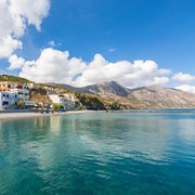 1 dari 3 Orang Masyarakat Pulau Ini Hidup Panjang Umur sampai Usia 90 Tahun, Kok Bisa?