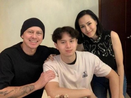 Terpopuler: Potret Tampan Ollie Anak Laki-laki Pierre Roland