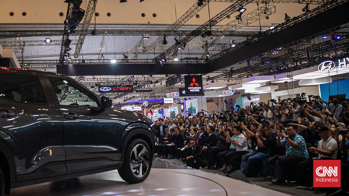 Pemerintah Optimistis GIIAS 2025 Dongkrak Penjualan Mobil yang Seret