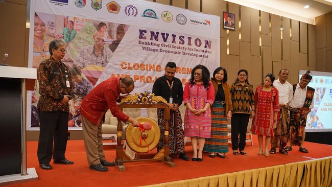 WVI, YAO dan UE berhasil memberikan dampak kepada lebih dari 61.075 orang, di mana sebanyak 12.440 adalah perempuan dan pemuda, dalam proyek ENVISION.