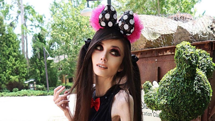 YouTuber Anoreksia Eugenia Cooney YouTuber Anoreksia Eugenia Cooney