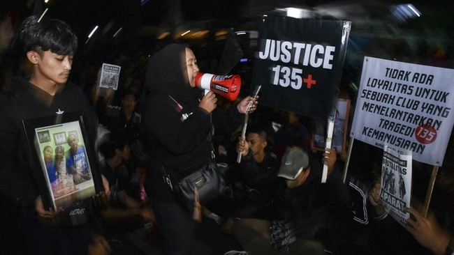 Kapolres Malang mengatakan 'tanpa mengurangi rasa simpati dan hormat, saya sampaikan hasil gelar perkara tidak dapat terpenuhi unsurnya'.