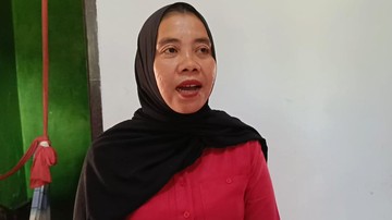 BUNDA B MENOLAK TES DNA