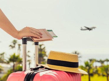 img-title 10 Negara Bebas Visa Asia hingga Eropa Favorit Turis Indonesia, Apa Saja?
