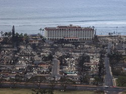 2 Bulan Usai Kebakaran Hebat, Pemerintah Maui Rindu Turis, Warlok Menolak