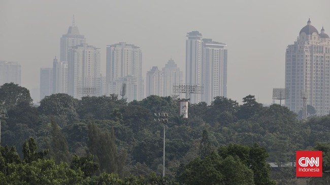 Pj Gubernur DKI Jakarta Heru Budi Hartono bakal menerapkan kebijakan bekerja dari rumah atau work from home (WFH) untuk mengurangi polusi udara di Ibu Kota.