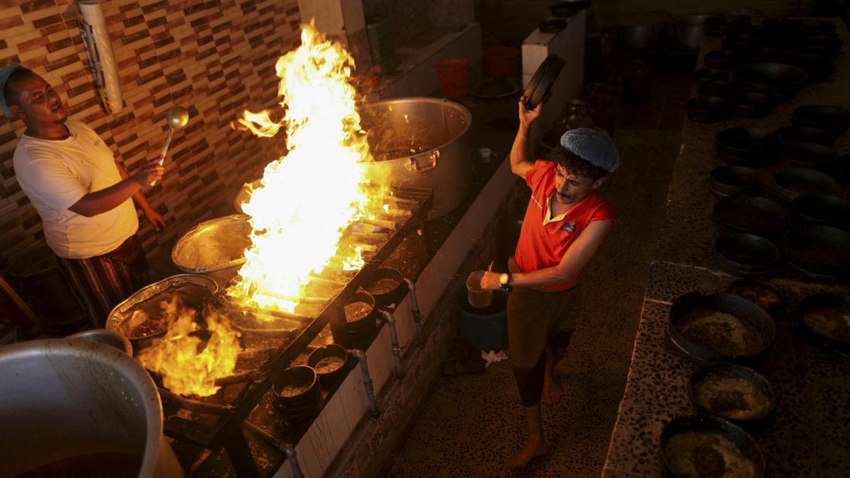 FOTO: Sajian Hangat di Panci Batu ala Yaman