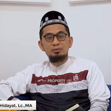 Jawaban Adi Hidayat Ditanya Prilly Latuconsina soal Hukum Emosi Saat Puasa
