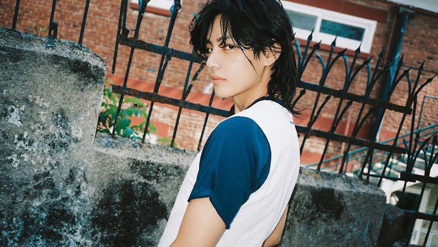 V BTS