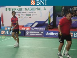 Ketua KPK Unjuk Aksi Vs Legenda Bulutangkis RI di BNI Sirnas Banten