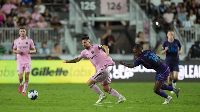 Inter Miami akan menghadapi FC Cincinnati di semifinal US Open Cup, Kamis (26/8) pagi WIB. Berikut jadwal siaran langsung Inter Miami vs FC Cincinnati.