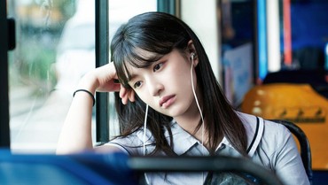 img-title Perasaan Go Yoon Jung Adu Peran dengan Ryu Seung Ryong di 'Moving'