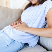 6 Makanan yang Bisa Bantu Atasi Kram dan Nyeri Haid, Yuk Coba!