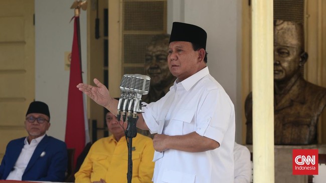 Prabowo berkata koalisi Gerindra, PKB, Golkar, dan PAN merupakan bagian dari tim pemerintahan Presiden Joko Widodo.