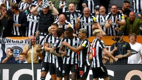 Hasil Liga Inggris: Newcastle Bantai Aston Villa 5-1