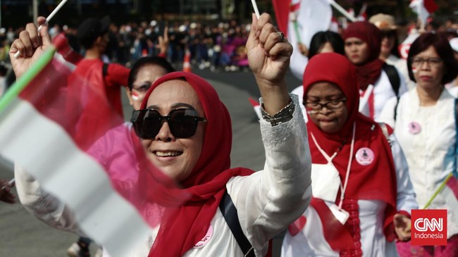 FOTO: Parade Gebyar Merah Putih di CFD Bundaran HI