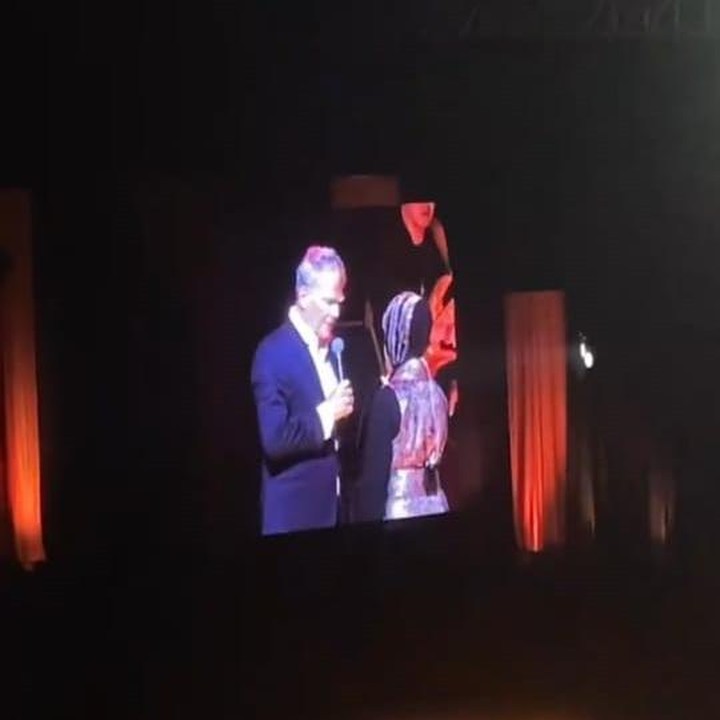 <p>Putri Ariana mendapat kesempatan emas, Bunda. Pada Sabtu (12/8/2023), ia menjadi special guest di konser Hitman David Foster and Friends yang berlangsung di SICC Sentul, Jawa Barat. (Foto: Instagram @ferryardiansyah19)<br /><br /><br /></p>