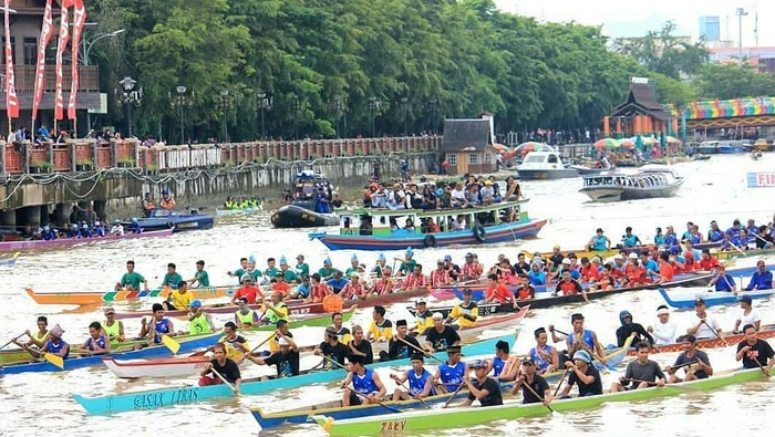 Dayung Jukung/ Foto: pariwisataindonesia.id