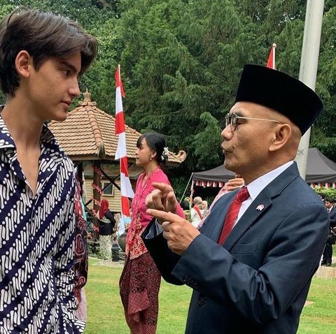 Mengenal Sosok Frederik Kiran